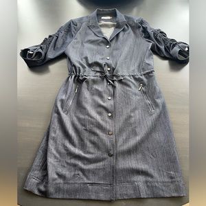 🔥Beautiful, classic Calvin Klein size 12 denim dress. Flattering & nice weight!